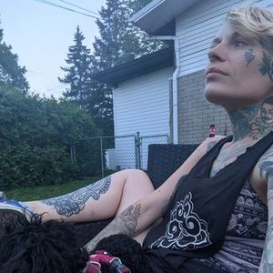 Meet your Posher, Jade